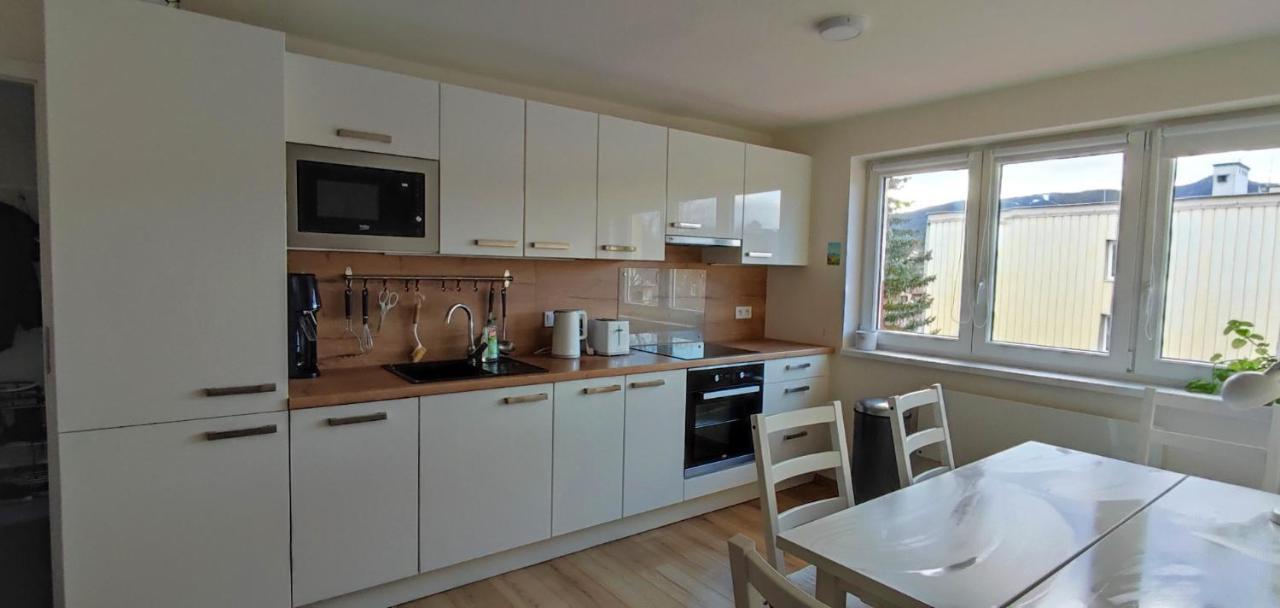Appartamento Apartman Pod Jestedem Liberec Esterno foto